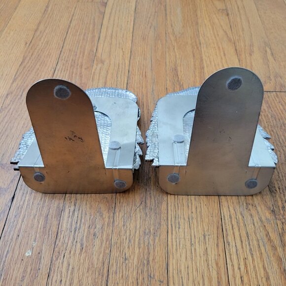 Metzke Metal Eagle Head Bookends Hammered Texture Detailed Feathers Decor - Picture 3 of 7